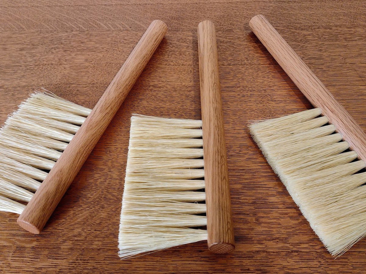 Shaker Style Hand Brush