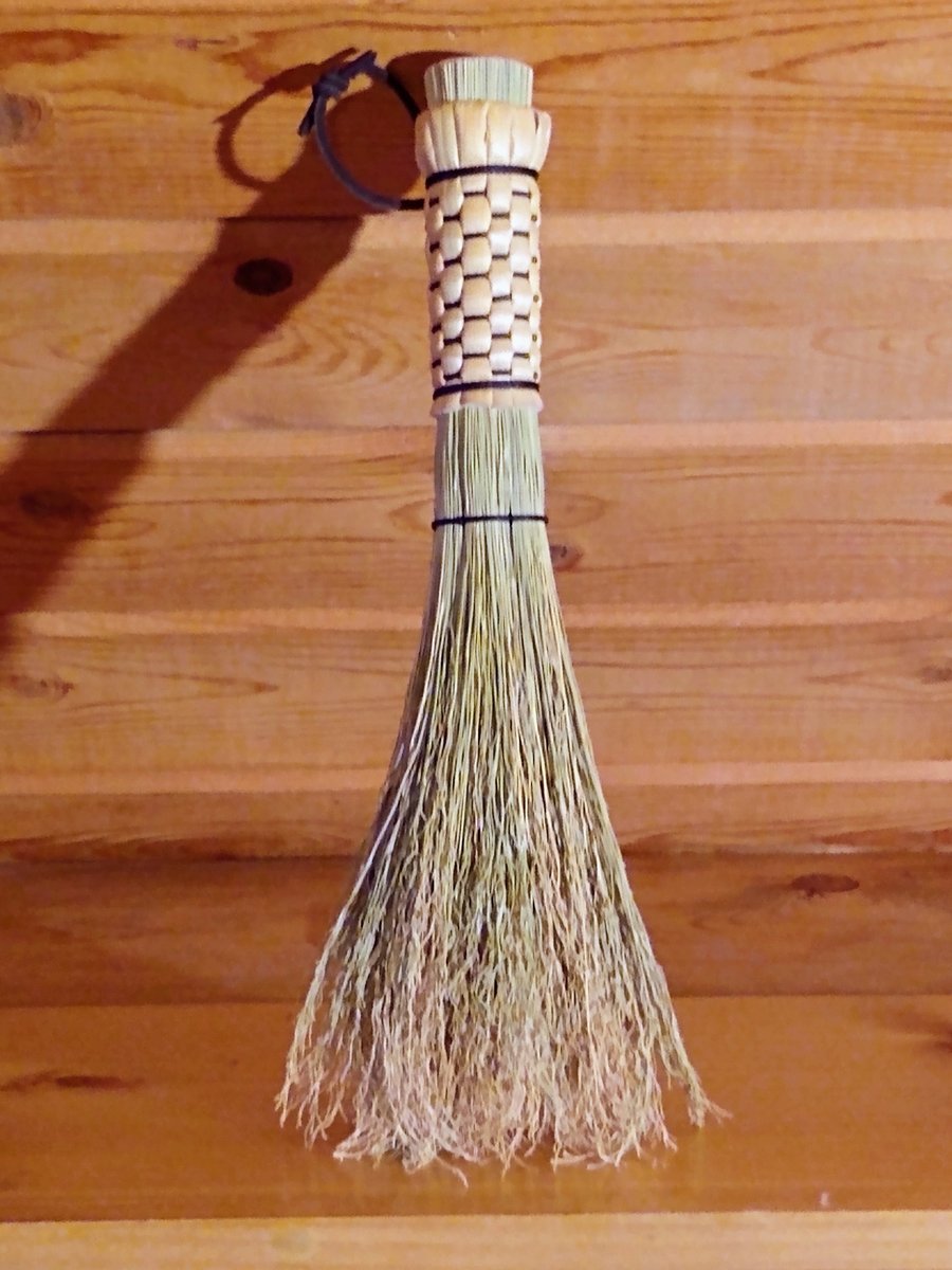 Otter Tail Whisk and Dustpan Set - Cleanup Kit - Old-Fashioned Whisk and Dustpan
