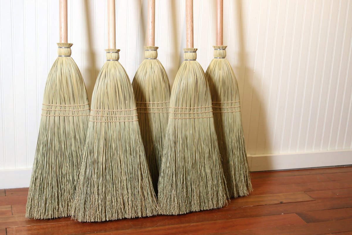 Shaker Authentic 1878 -- Vintage Corn Broom -- Original Full Size with Genuine American Hardwood Handle