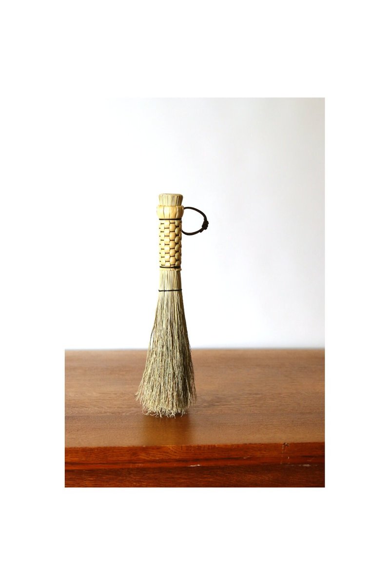 Round Woven Untrimmed Whisk - Crumb Brush - Natural Round Whisk