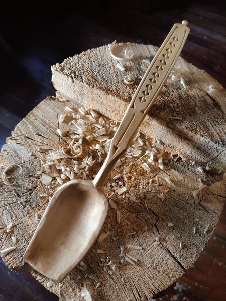 Hand Carved Cooking Spoon - Alder Serving Scoop - One Only - Free Shipping